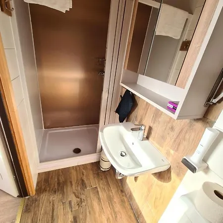 Πανσιόν Gaestehaus Pernull Hermagor-Pressegger See