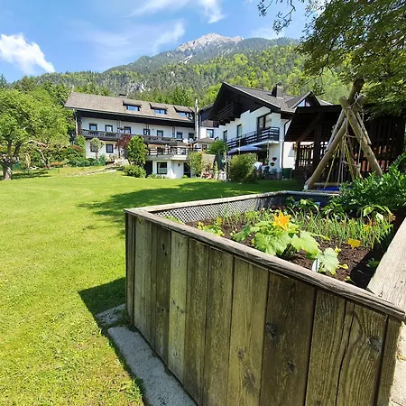 Πανσιόν Gaestehaus Pernull *