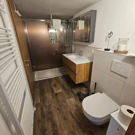 Gaestehaus Pernull Πανσιόν Hermagor-Pressegger See