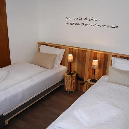 Gaestehaus Pernull 4*