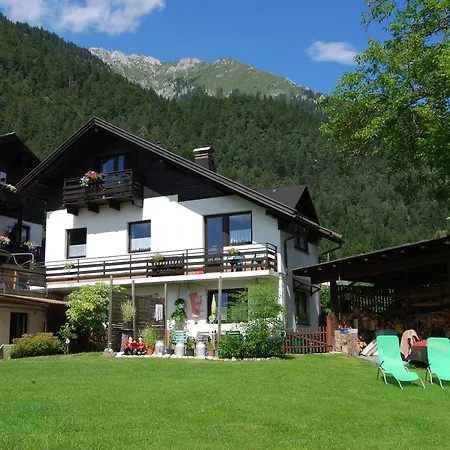 Gaestehaus Pernull Penzion *