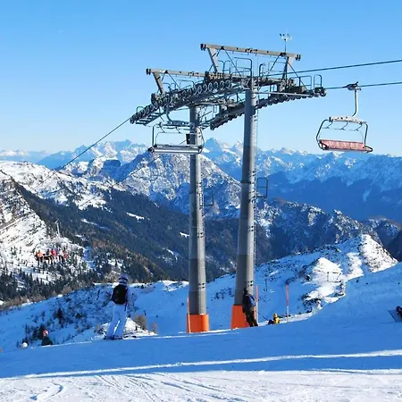 Gaestehaus Pernull 4*