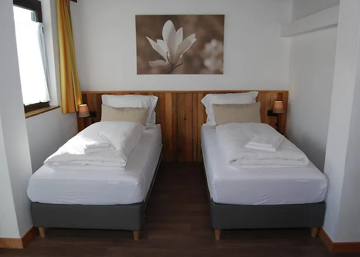 Gaestehaus Pernull Πανσιόν 4*