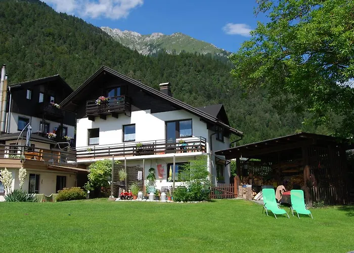 Gaestehaus Pernull Πανσιόν 4*