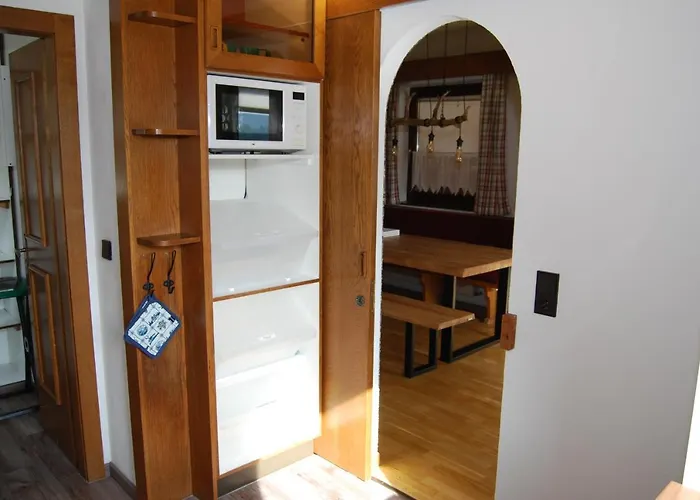 Πανσιόν Gaestehaus Pernull 4*